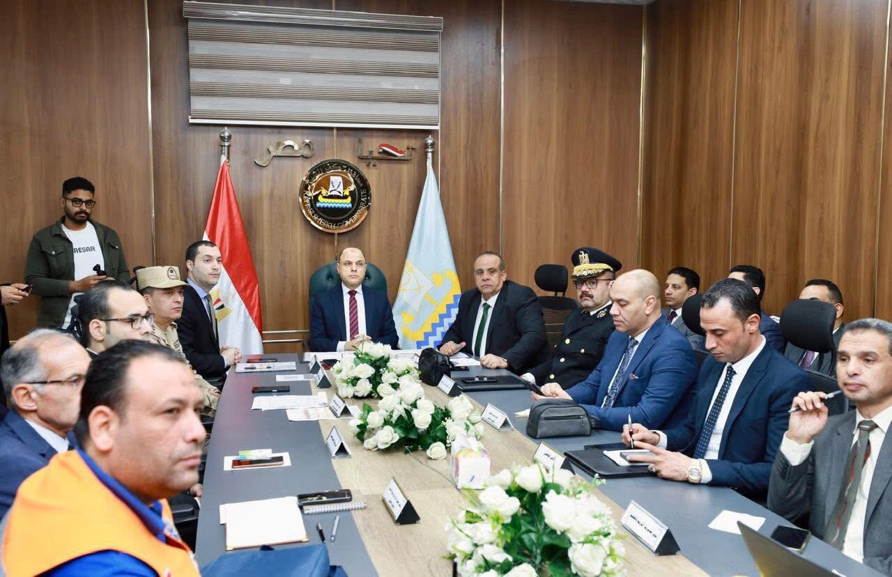 محافظ كفرالشيخ يترأس غرفة العمليات الرئيسية في اليوم الثاني لانتخابات النواب 2025.. داعياً الناخبين للمشاركة فى صناعة المستقبل  