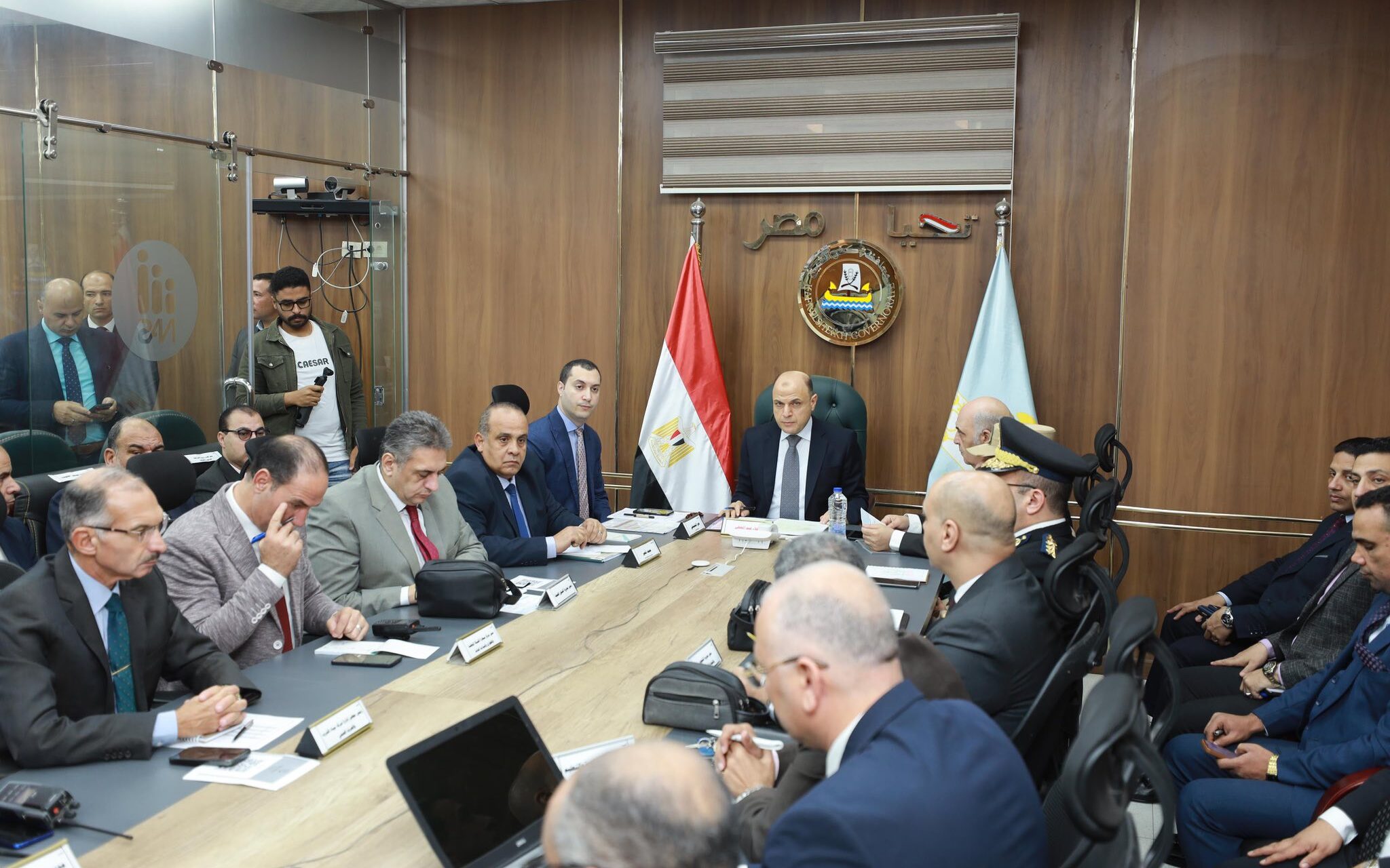 محافظ كفرالشيخ يترأس غرفة العمليات الرئيسية مع انطلاق انتخابات النواب 2025.. داعياً الناخبين للمشاركة فى صناعة المستقبل  