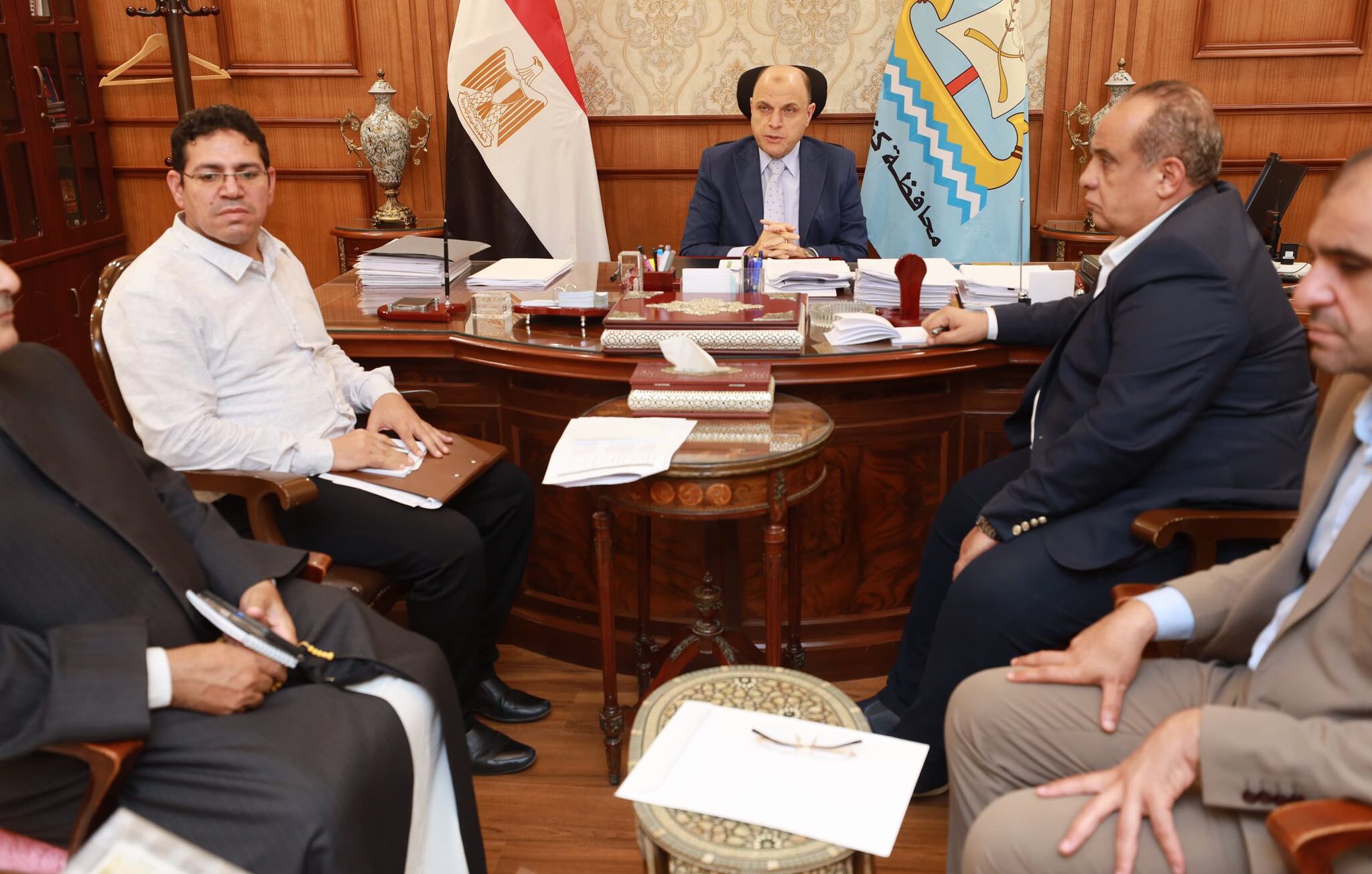 محافظ كفرالشيخ يناقش عددًا من الشكاوى في لقاء المواطنين .. خدمة أهالينا «في مقدمة أولوياتي»  
