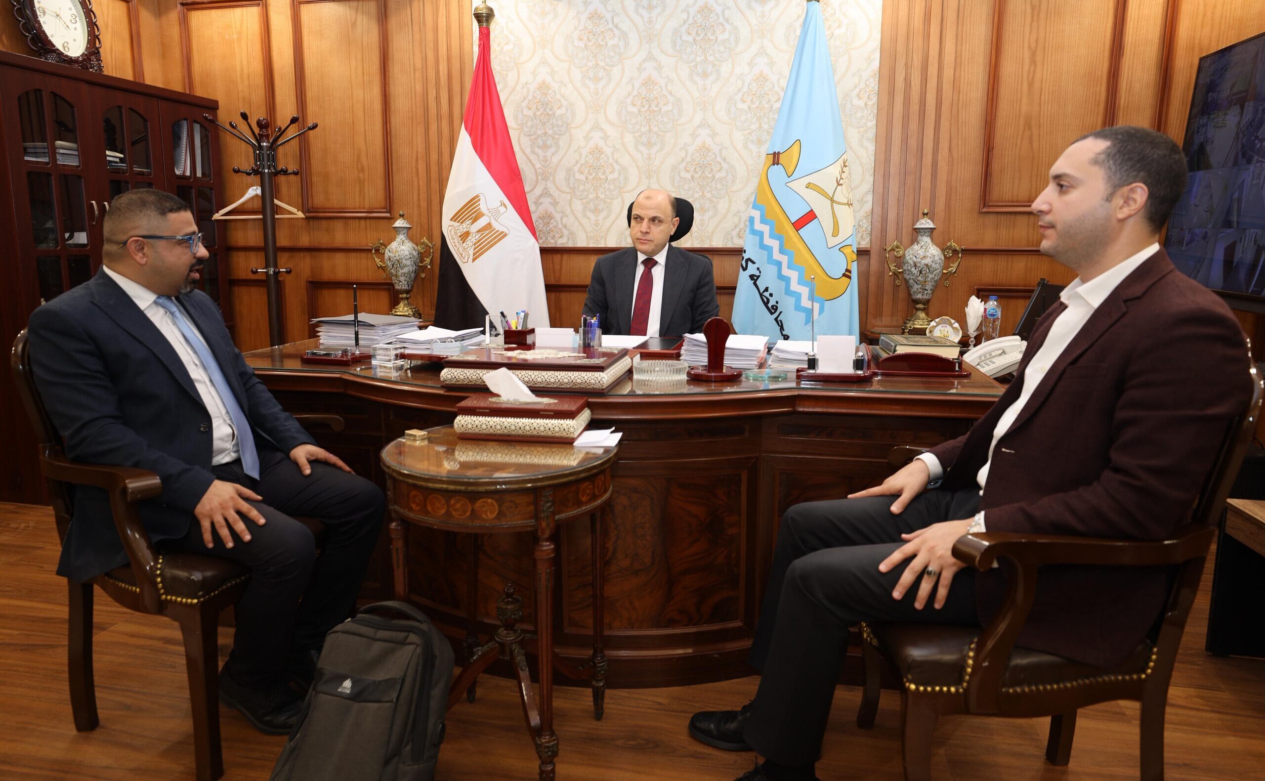 محافظ كفرالشيخ يبحث مع وفد الاتصالات مشروعات التحول الرقمي والتطوير المؤسسي  