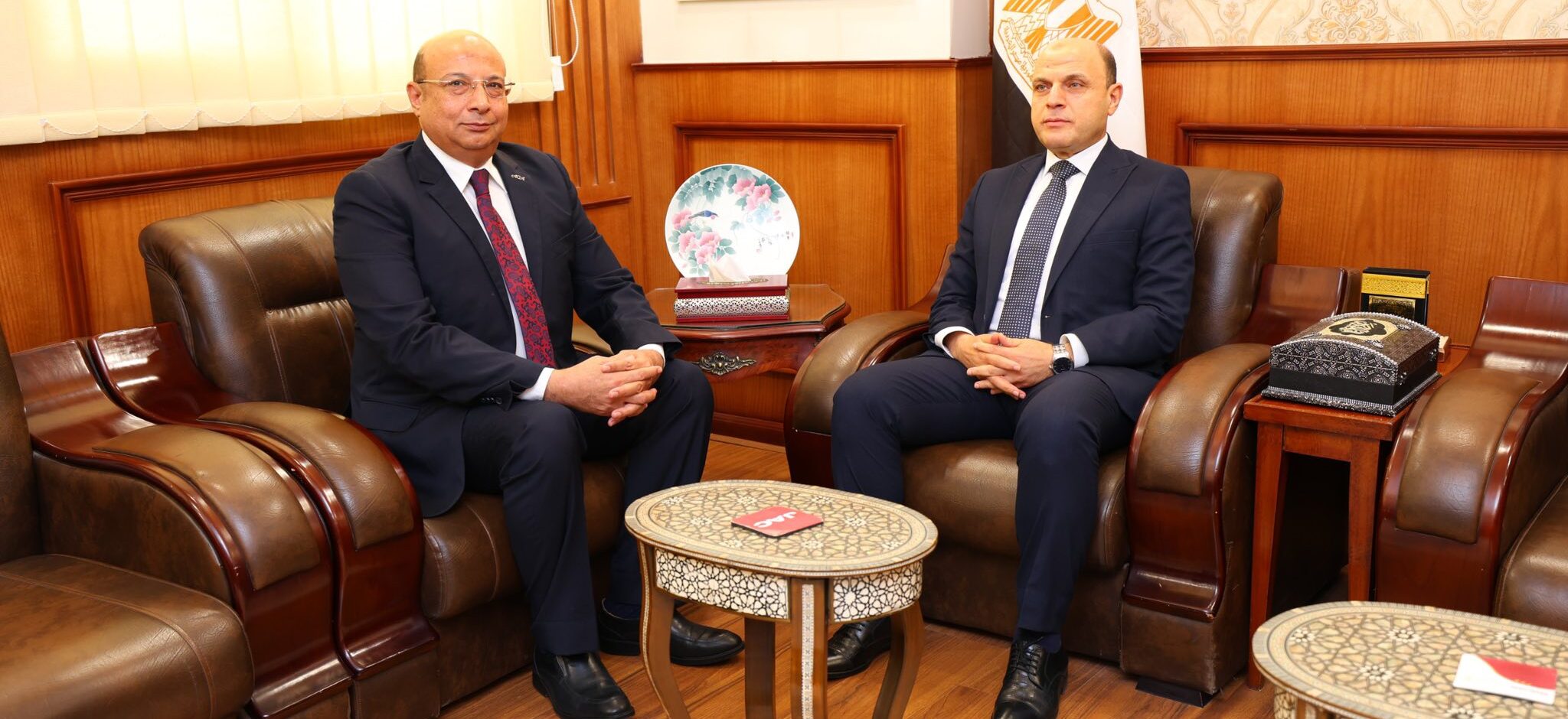 محافظ كفرالشيخ يستقبل رئيس فرع هيئة الرقابة الإدارية بالمحافظة.. مؤكداً استمرار التعاون لمكافحة الفساد وحماية حقوق المواطنين  