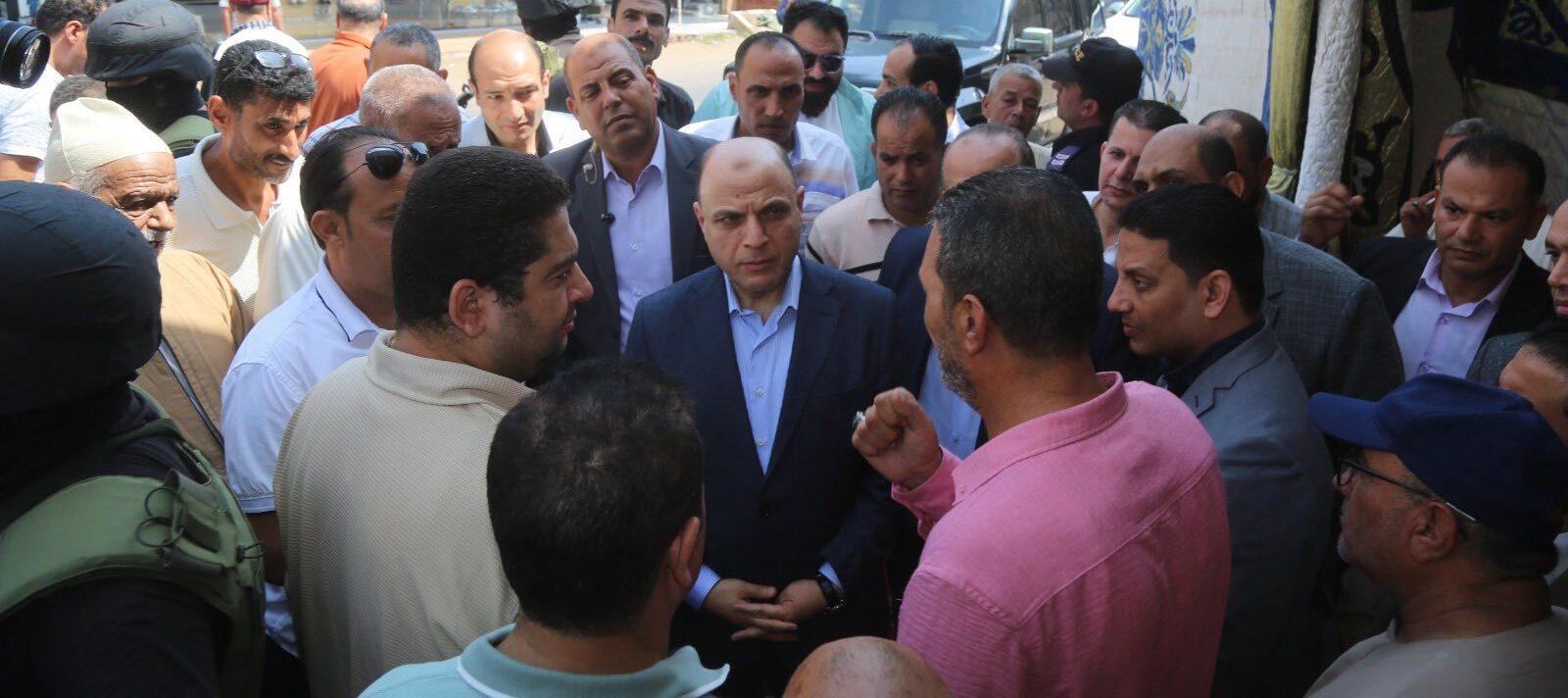 المواطن أولًا.. محافظ كفرالشيخ يستمع لشكاوى وطلبات أهالي قرية شابة  