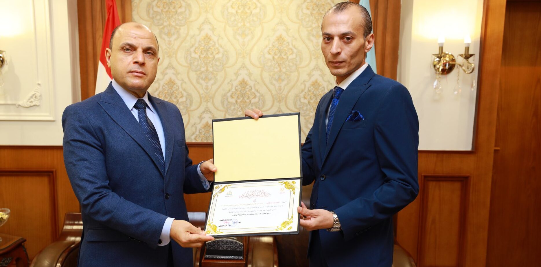 محافظ كفرالشيخ يكرم إدارة الاتصال السياسي لتميزهم في أداء العمل  