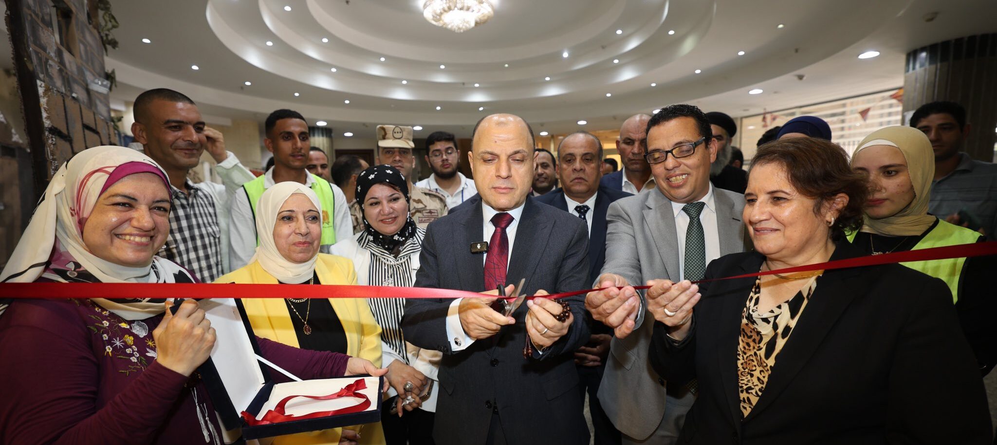 محافظ كفرالشيخ يفتتح معرض الفن التشكيلي «لمسة مصرية» بالمركز الثقافي فى احتفالية ذكرى ثورة 23 يوليو  