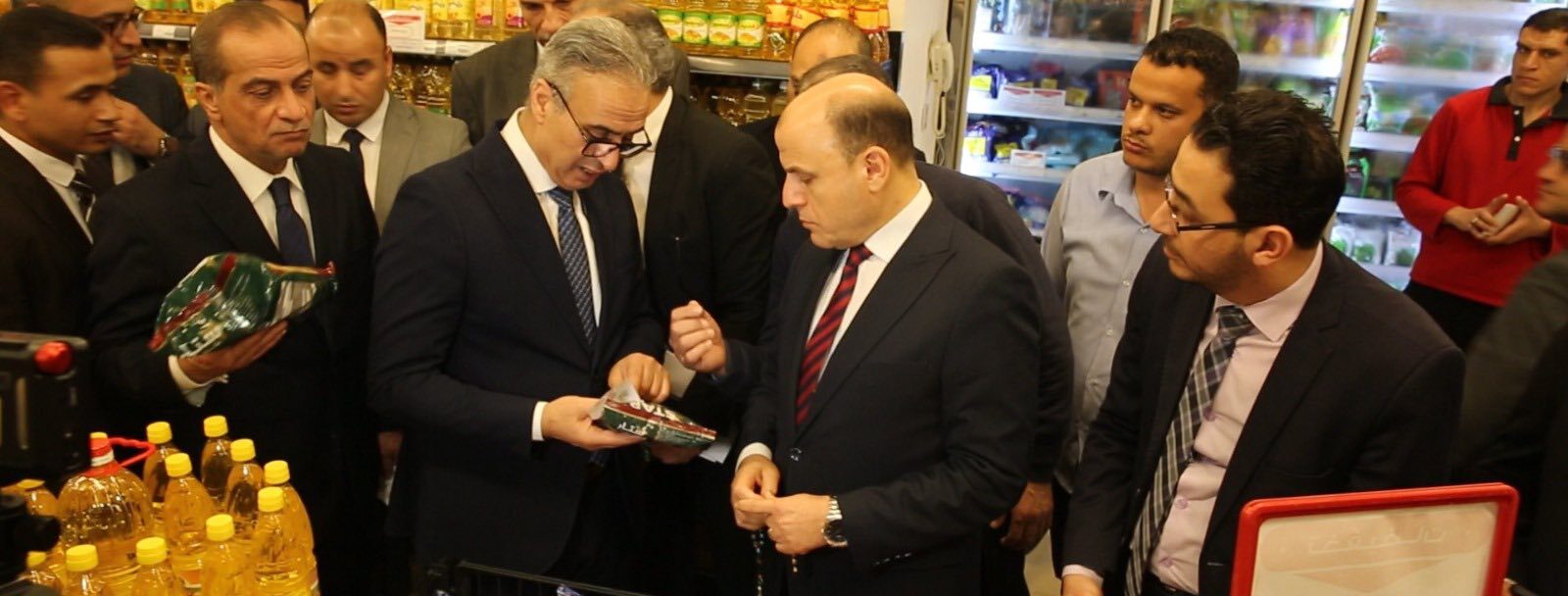 محافظ كفرالشيخ ورئيس جهاز حماية المستهلك يتفقدان “زهران ماركت” لمتابعة توافر السلع والرقابة على الأسعار  