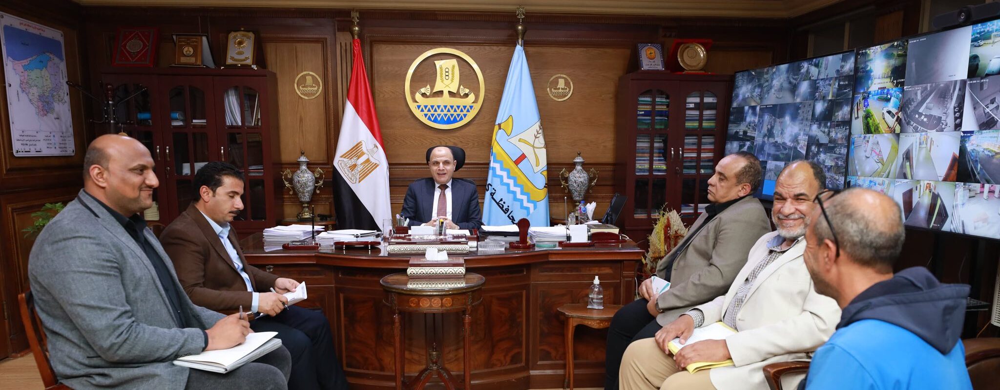 محافظ كفرالشيخ يناقش عددًا من الشكاوى في لقاء المواطنين .. خدمة أهالينا «في مقدمة أولوياتي»  