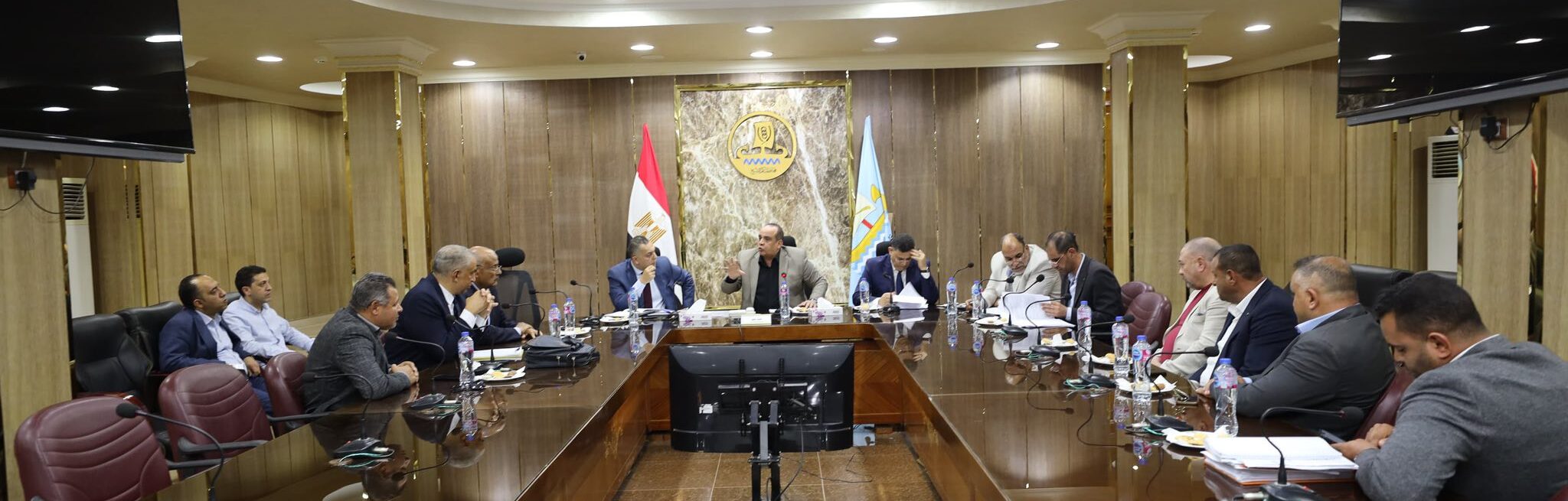 خطوات جادة نحو مستقبل صناعي واعد بتسهيلات غير مسبوقة للمستثمرين.. تتميز المحافظة بمقومات استثمارية جاذبة  