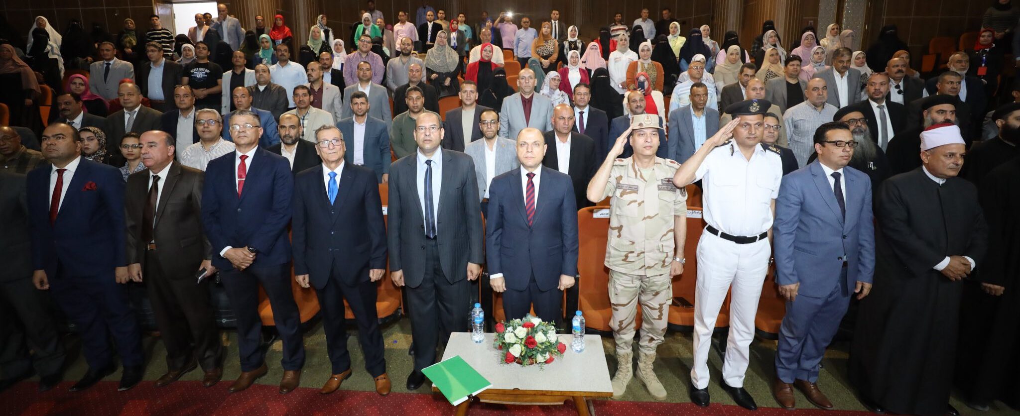 محافظ كفرالشيخ: من قلب الريف.. قوافل بيطرية تجوب قرى المحافظة لحماية صحة الإنسان والحيوان  