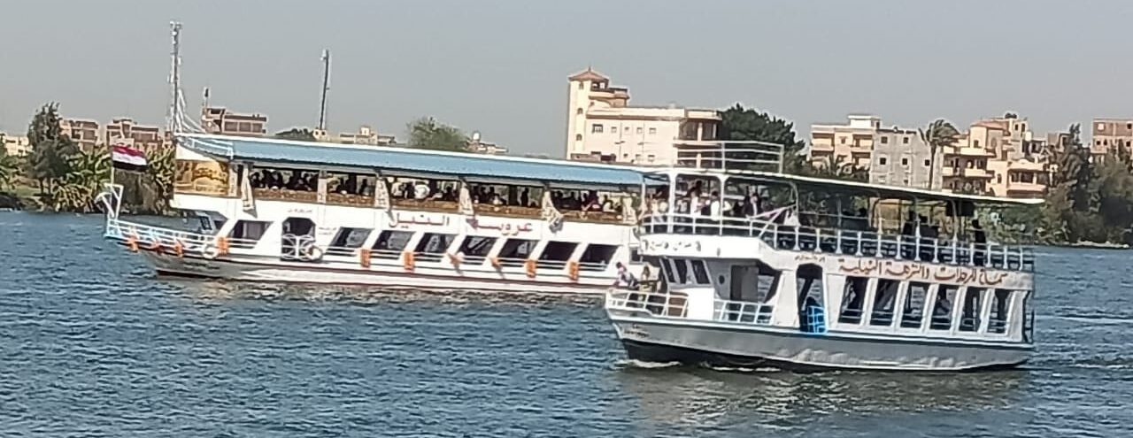 كفرالشيخ: إقبال كبير من المواطنين على الحدائق العامة والمتنزهات والرحلات النيلية بدسوق وفوه ومطوبس....لقضاء إجازة شم النسيم  