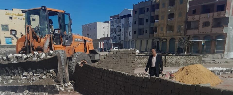 محافظ كفرالشيخ: إزالة تعدٍ على أملاك الدولة ببلطيم واتخاذ الإجراءات القانونية ضد المخالفين  