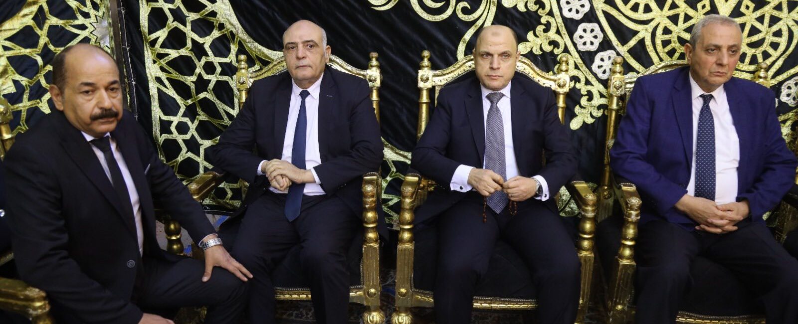 محافظ كفر الشيخ يقدم واجب العزاء فى والدة رئيس مدينة سيدي سالم  