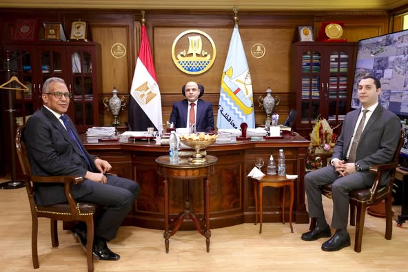 محافظ كفر الشيخ يستقبل المهنئين بعيد الفطر المبارك.. مؤكدًا على مضاعفة الجهود لرفع مستوى المرافق والخدمات  