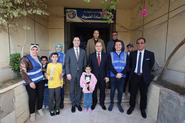 محافظ كفرالشيخ يشارك المسنات فرحة العيد بمجمع الخدمات المتكاملة بسخا ويقدم التهنئة بعيد الفطر .. «أنتم أمهاتنا وأهلنا ومكانتكم في قلوبنا كبيرة»  