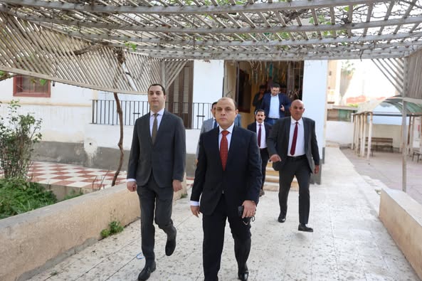 محافظ كفرالشيخ يزور دار الوفاء للمسنين ويقدم تهنئة فخامة «الرئيس» بعيد الفطر المبارك  