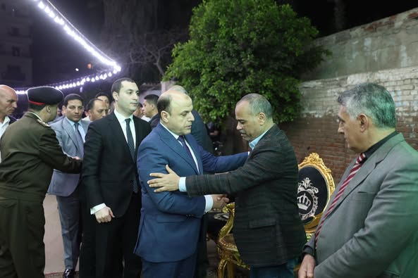 محافظ كفرالشيخ يؤدِّي واجب العزاء في حرم وكيل وزارة التضامن الاجتماعي  