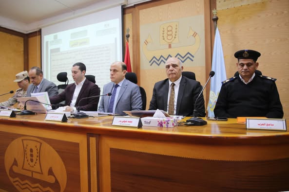 محافظ كفرالشيخ يناقش موقف تنفيذ مشروعات الخطة الاستثمارية للعام المالي 20242025  