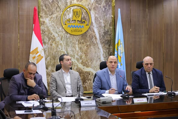 محافظ كفرالشيخ يعلن الإستعدادات النهائية لعيد الفطر المبارك ... ويرفع درجة الاستعداد بجميع المرافق وانعقاد دائم لغرفة العمليات المركزية ومركز سيطرة الشبكة الوطنية وإستمرار عمل حملات الإزالات ومتابعة الأسواق...مقدماً التهنئة لأبناء المحافظة  