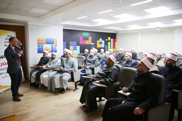 محافظ كفرالشيخ يتابع فعاليات البرنامج التدريبي «إعداد القيادات الدعوية لمكافحة المخدرات»  