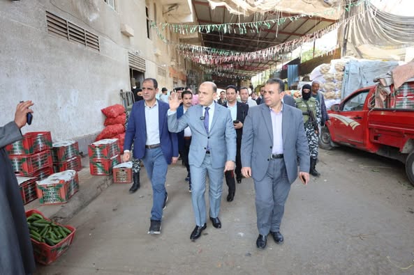 محافظ كفرالشيخ يتفقد سوق الجملة للخضروات والفاكهة على مساحة 5 أفدنة يضم 96 وكالة  