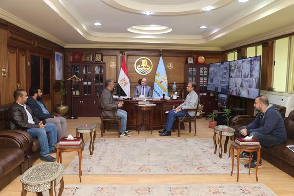 محافظ كفرالشيخ يناقش أعمال المرحلة الثالثة من مشروع تطوير وتنمية بحيرة البرلس  