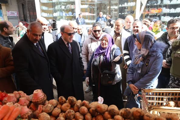 محافظ كفرالشيخ يتفقد معرض «أهلاً رمضان» بمطوبس بتخفيضات تصل لـ35% بهدف تخفيف العبء عن المواطنين وتلبية احتياجاتهم  