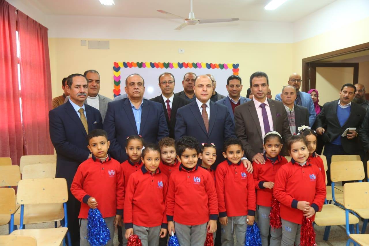 محافظ كفرالشيخ يفتتح مدرسة سخا الرسمية لغات على مساحة 1180 م2 .. مؤكداً على النهوض بالعملية التعليمية بمدارس المحافظة  