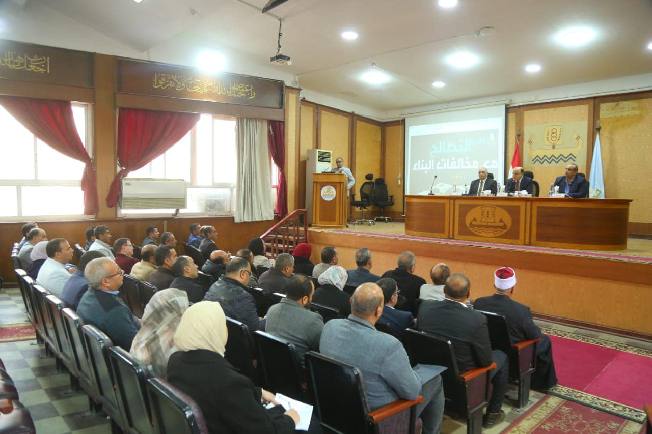 محافظ كفرالشيخ: تسهيل إجراءات التقنين تيسيرًا على المواطنين بجميع قرى ومدن المحافظة  