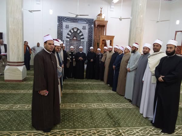 محافظ كفرالشيخ يعلن افتتاح 8 مساجد بمراكز المحافظة .. تحت شعار "خدمة بيوت الله شرف".. مشيداً بالمشاركة المجتمعية  