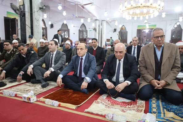 بالصور.. محافظ كفر الشيخ يشهد الاحتفال بليلة النصف من شعبان.. مقدماً التهنئة لأبناء المحافظة نائباً عن فخامة رئيس الجمهورية  