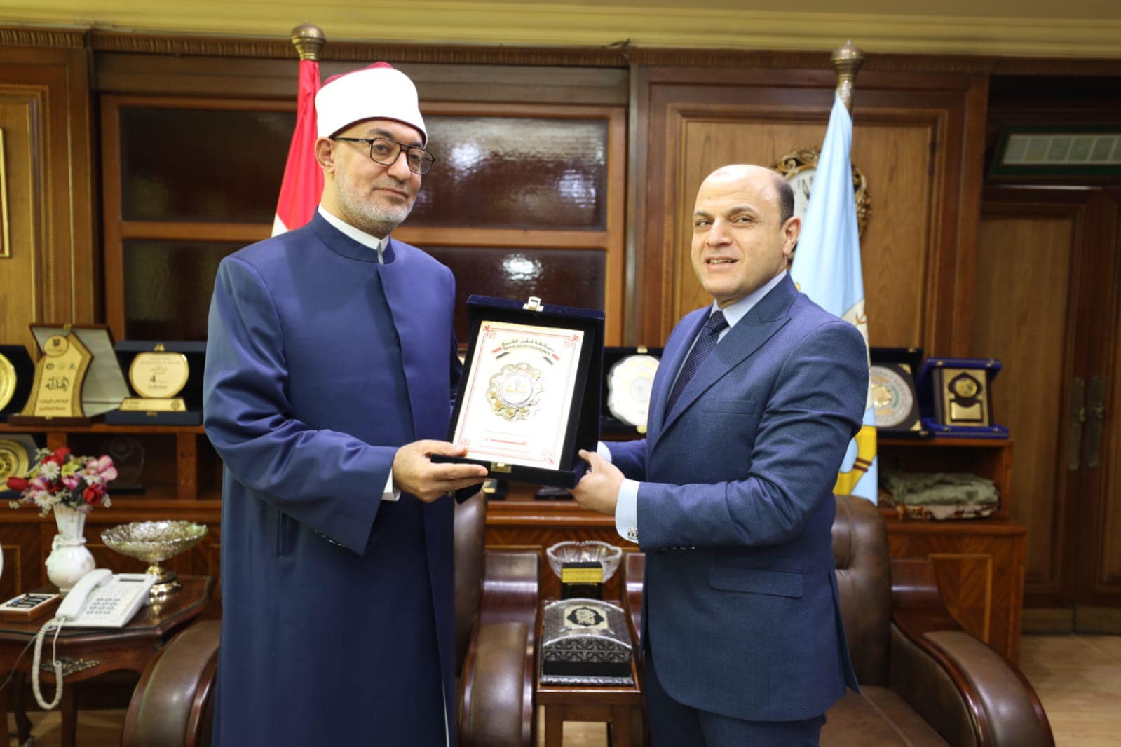 محافظ كفرالشيخ يستقبل مفتي الجمهورية لبحث عدد من الملفات.. إنشاء فرع جديد لدار الإفتاء المصرية لخدمة أهالي المحافظة  
