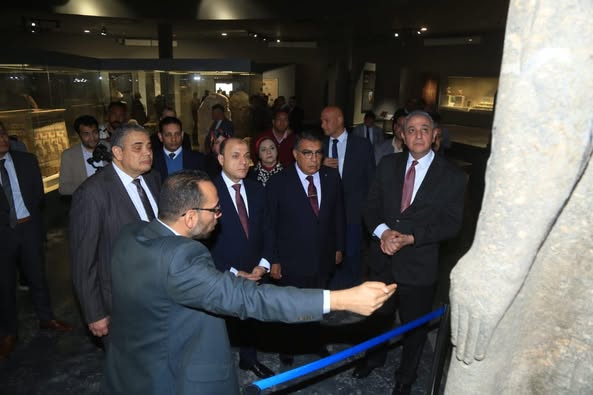 محافظو كفرالشيخ والغربية والدقهلية يتفقدون متحف الآثار بالمحافظة على هامش افتتاح فعاليات معرض «أيادي مصر»  