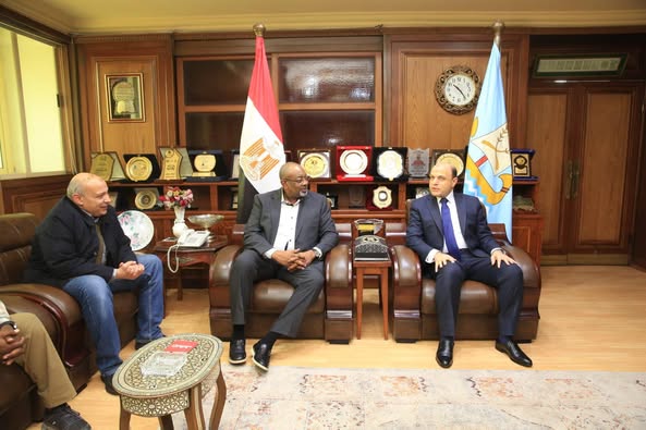 محافظ كفرالشيخ يستقبل وزير الزراعة النيجيري لمناقشة سبل دعم التنمية الزراعية المستدامة وتفقد عدد من المشروعات البحثية  