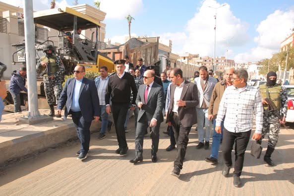 محافظ كفرالشيخ يتابع أعمال الرصف بشوارع المحافظة .. ضمن مشروعات الخطة الاستثمارية للعام المالي 20242025  