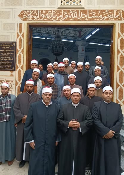 محافظ كفرالشيخ يعلن افتتاح مسجدين بمراكز المحافظة.. مشيداً بالمشاركة المجتمعية  