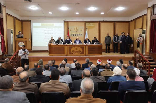 محافظ كفرالشيخ يعقد اجتماعًا لمتابعة إجراءات التصالح في بعض مخالفات البناء تيسيرًا على المواطنين .. تقديم تسهيلات غير مسبوقة في السداد  