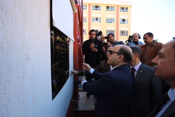 محافظ كفرالشيخ يفتتح مدرسة محمد وهيب الإعدادية ببلطيم على مساحة 1469 م2.. مؤكدًا على تنمية مهارات الطلاب لتحقيق جودة التعليم  