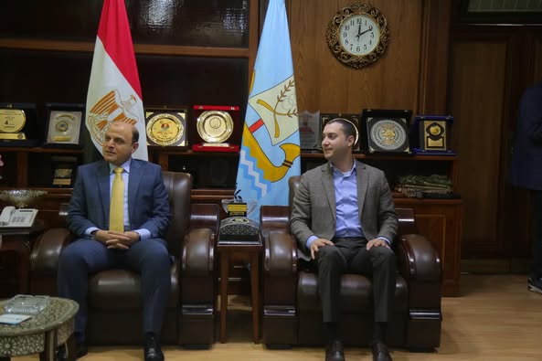 فى خبر سار.. محافظ كفرالشيخ يستقبل رئيس جهاز تنمية التجارة الداخلية بوزارة التموين لبحث تسهيلات إنشاء مناطق تجارية لوجستية على مساحة 20 فدان بعاصمة المحافظة  