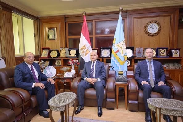 محافظ كفرالشيخ يستقبل رئيس فرع هيئة الرقابة الإدارية بالمحافظة.. فى ضوء فعاليات الاحتفال باليوم العالمي لمكافحة الفساد  