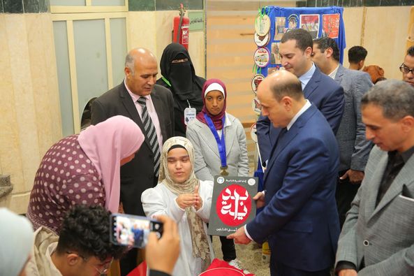 محافظ كفرالشيخ يتفقد معرض "قادرون باختلاف" بالمجمع الثقافي بعاصمة المحافظة.. احتفالًا باليوم العالمي لذوي الهمم  