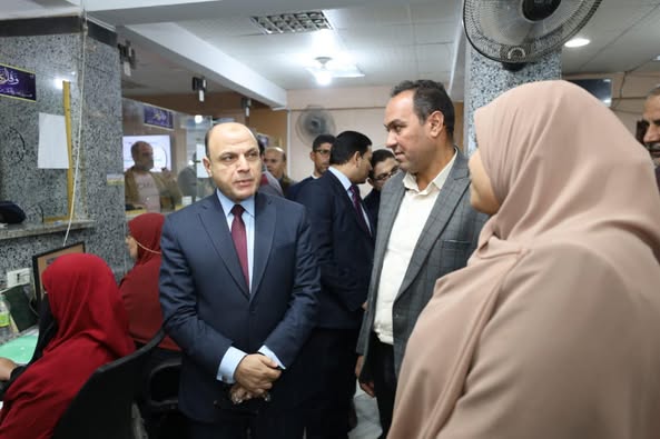 محافظ كفر الشيخ يتفقد المركز التكنولوجي لخدمة المواطنين بسيدي سالم لمتابعة منظومة التصالح والخدمات المقدمة للمواطنين  