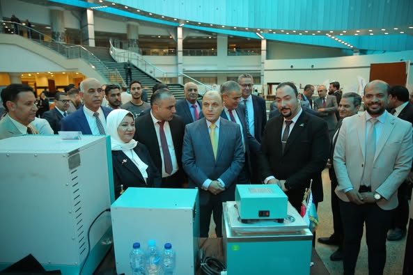 محافظ كفرالشيخ يشهد افتتاح معرض "الجامعة والصناعة" بالإدارة العامة للجامعة .. في إطار المبادرة الرئاسية "بداية جديدة لبناء الإنسان"  