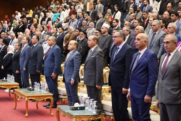 محافظ كفرالشيخ يشهد فعاليات مؤتمر "الجامعة والصناعة" بقاعة المؤتمرات الكبرى بالجامعة .. ضمن المبادرة الرئاسية "بداية جديدة لبناء الإنسان"  