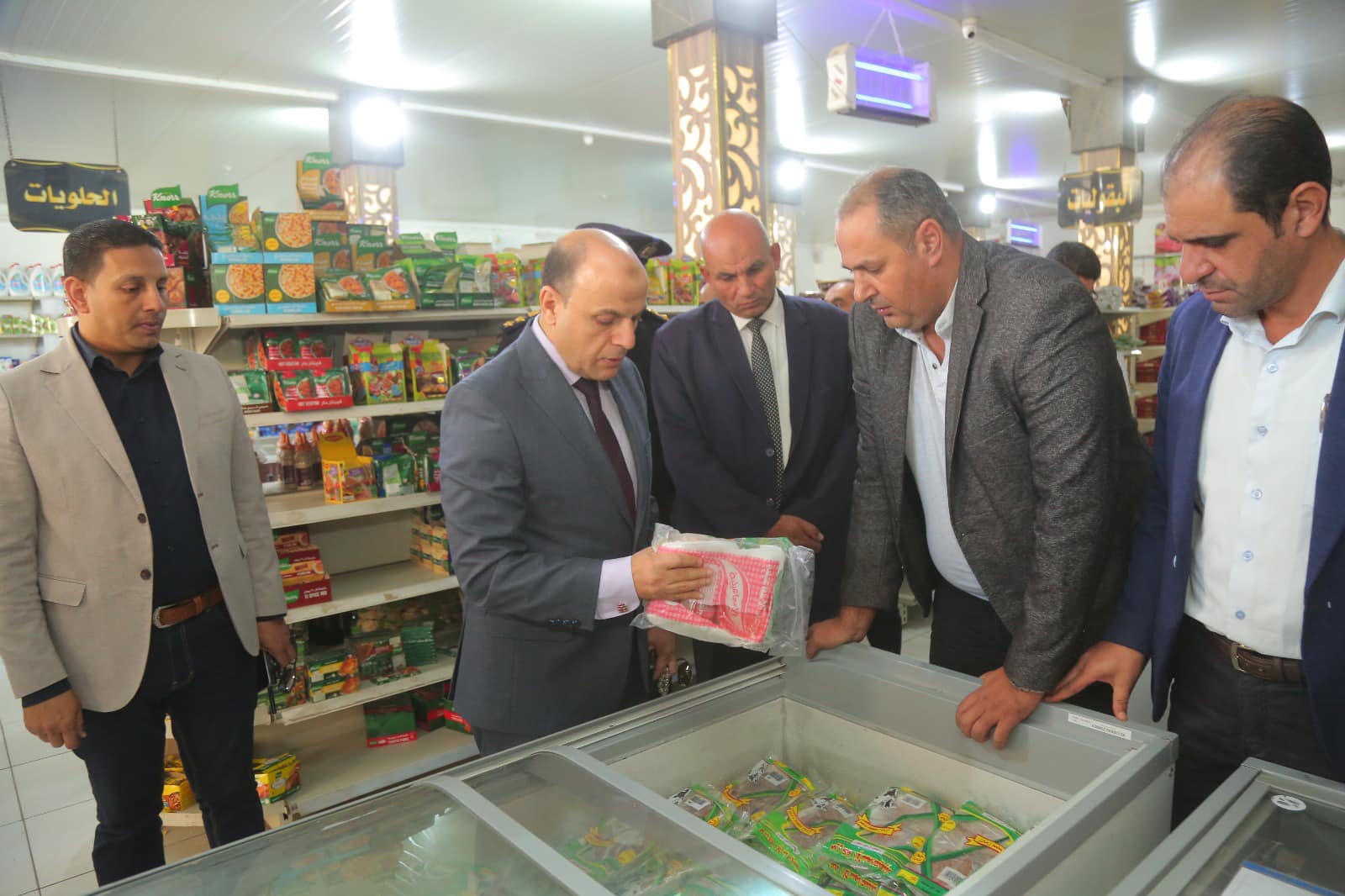 محافظ كفرالشيخ يتابع توافر احتياجات المواطنين من السلع الغذائية بأسعار مخفضة بماركت جهاز مستقبل مصر .. ضمن المبادرة الرئاسية "بداية جديدة لبناء الإنسان"  