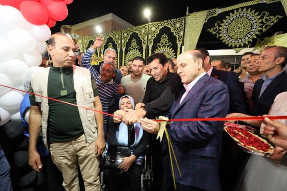 وزير الشباب والرياضة ومحافظ كفرالشيخ يفتتحان حمام السباحة والملعب الخماسي بمركز شباب مدينة قلين  