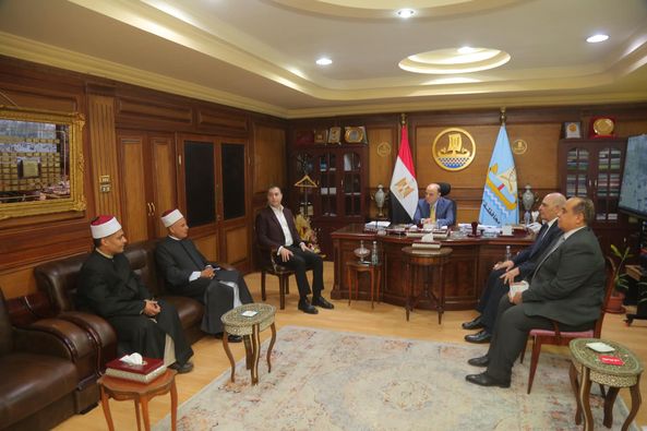محافظ كفرالشيخ يستقبل وكيل وزارة الأوقاف الجديد  