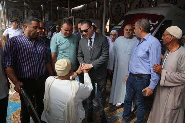 محافظ كفرالشيخ يتابع فعاليات المبادرة الرئاسية "بداية جديدة لبناء الإنسان" بقرية غرب تيرة بالحامول  