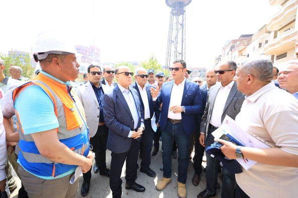 وزير الإسكان ومحافظ كفرالشيخ يتفقدان محطة مياه دسوق الرئيسية .. علي مساحة 4.2 فدان بسعة 1075 م3/يوم  