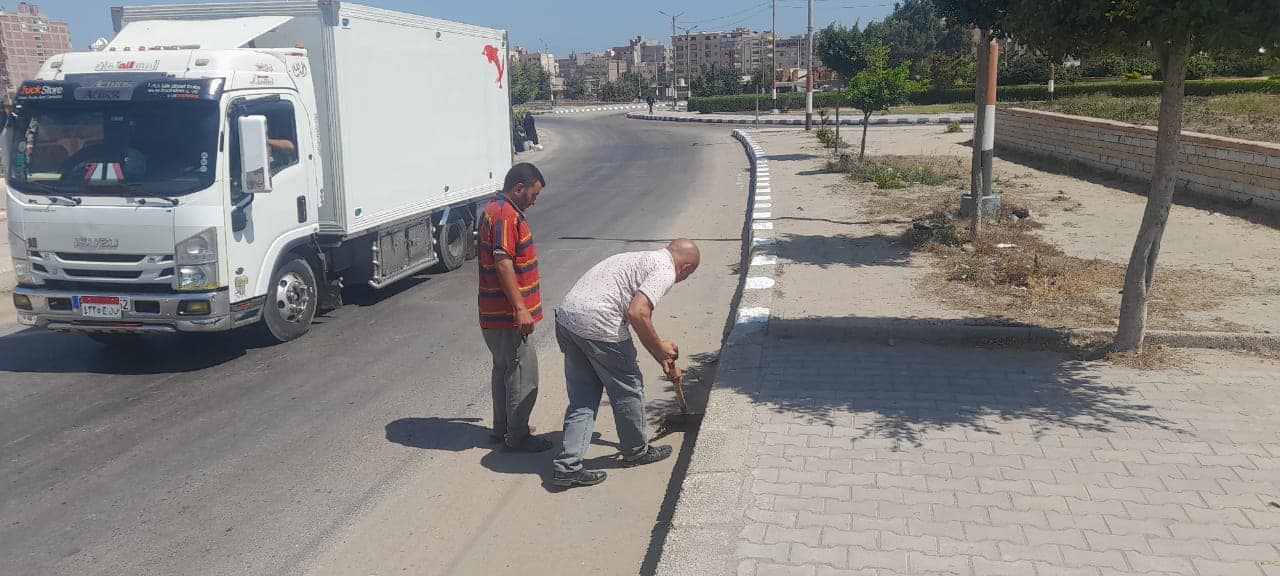 محافظ كفرالشيخ يتابع جهود تجميل ورفع كفاءة مدخل وكورنيش بلطيم  