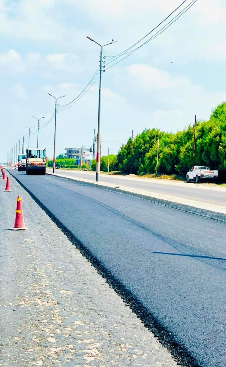 محافظ كفرالشيخ يتابع أعمال الرصف بالطريق الدولي بنطاق مركز الرياض  