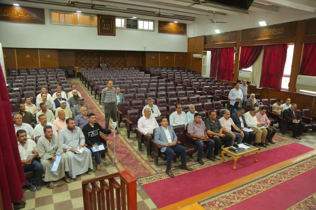 محافظ كفرالشيخ يناقش 21 شكوى في لقاء المواطنين  